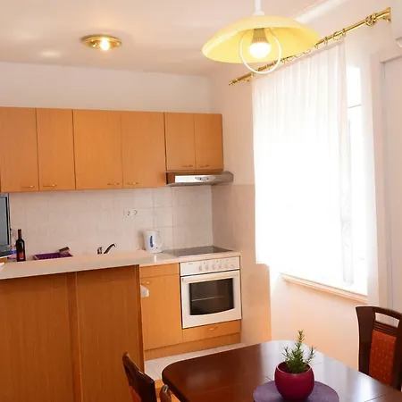Apartment Juginovic Split